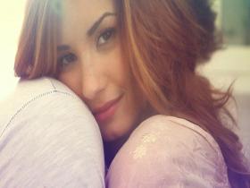 Demi Lovato Give Your Heart A Break (HD-Rip)